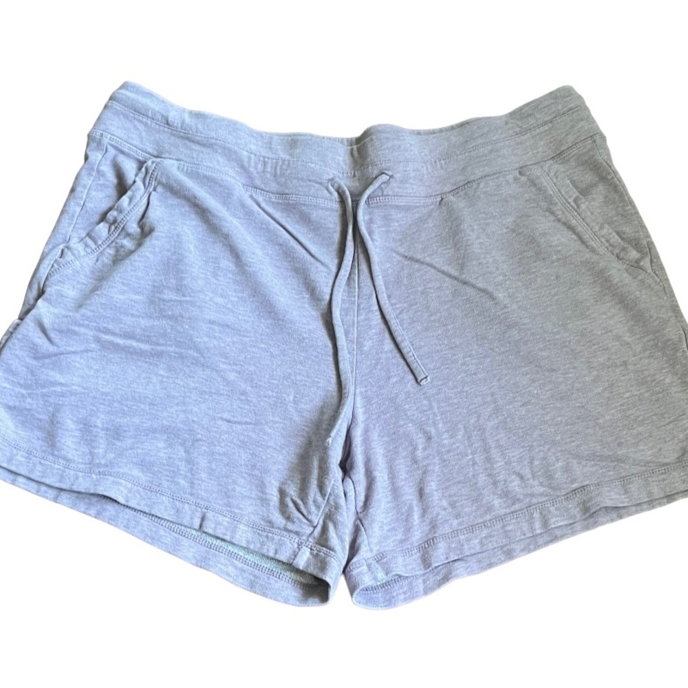 NWOT • 32° Cool Shorts Light Purple